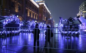 В дни новогодних гуляний крупные развязки в Москве перекроют грузовиками