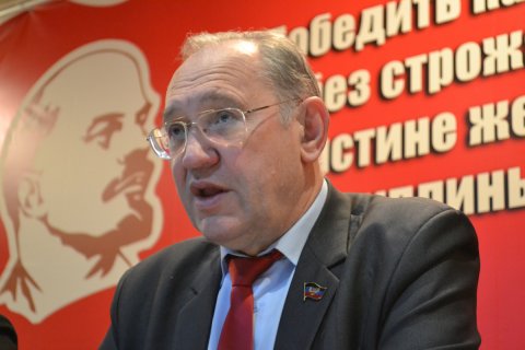 Лидер донецких коммунистов Борис Литвинов: КПРФ оказывает Донбассу неоценимую помощь