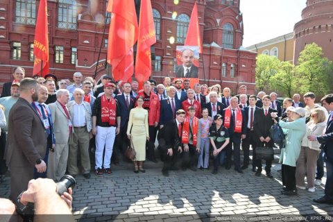 Геннадий Зюганов: Ленин впервые заставил капитал потесниться и создал государство рабочих и крестьян