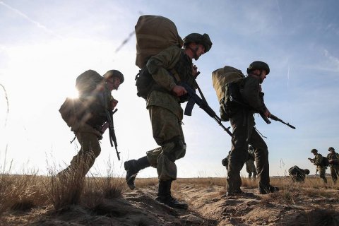 Шойгу объявил проверку боевой готовности российской армии