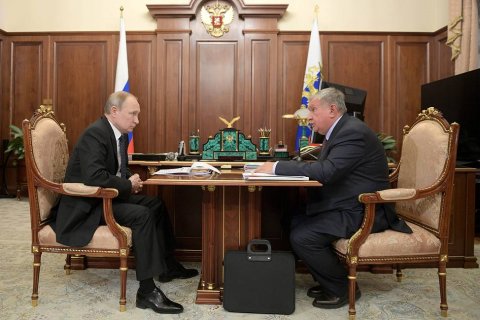 Минфин предложил в качестве поощрения выплатить нефтяным компаниям 600 млрд рублей 