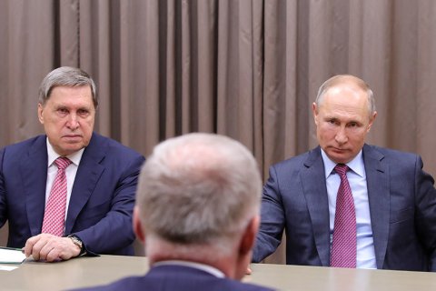 Помощник Путина по иностранным делам Юрий Ушаков оценил предложение о временном перемирии, как «передышку для ВСУ»