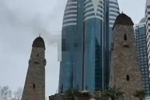 В Чечне якобы беспилотники ВСУ якобы попали в якобы небоскреб «Грозный-Сити»