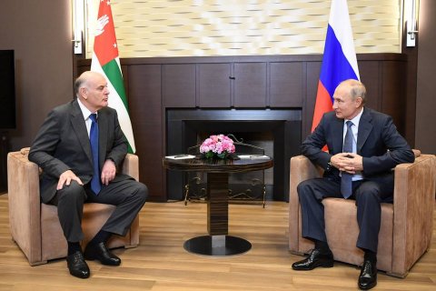 В Абхазии рассчитывают на списание долга перед Россией по железнодорожному кредиту и газификации за счет России