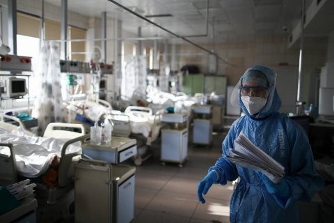 В России выявили более 9 тысяч случаев заражения коронавирусом за сутки