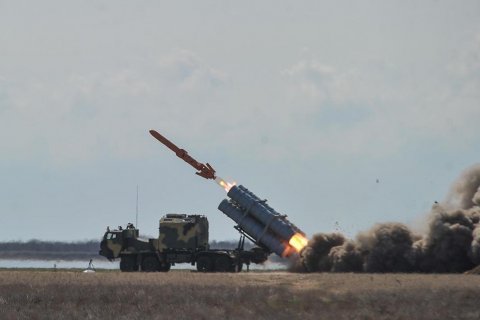 США заявили, что «не препятствуют разработке» Украиной дальнобойного оружия