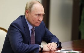 Кремль заявил, что Путин пока не принял решение о выдвижении на выборах