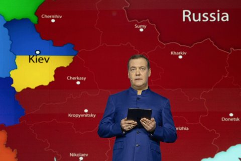 Медведев раскритиковал переговоры с США по ядерному разоружению: «Переговоры с Гитлером»