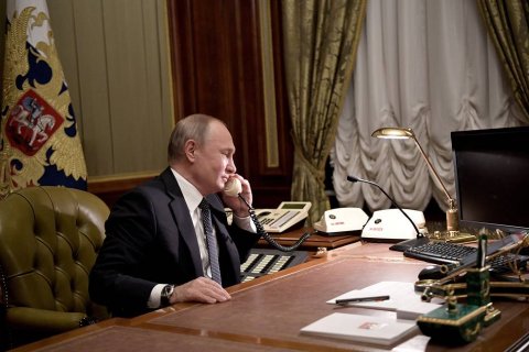 Байден и Макрон позвонили Путину по поводу якобы готовящегося нападения России на Украину