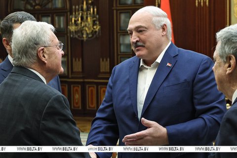 Лукашенко: Белоруссия готова заключить «большую сделку» с США