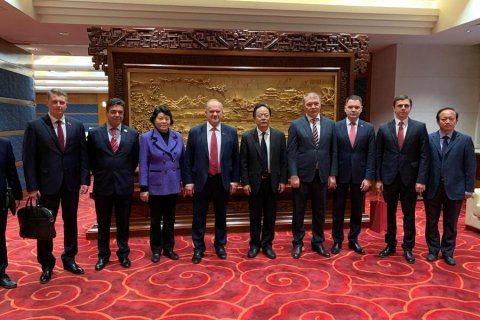 Продолжается официальный визит делегации КПРФ во главе с Геннадием Зюгановым в Китай