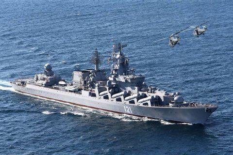 Крейсер «Москва» получил серьезные повреждения после пожара и детонации боезапаса