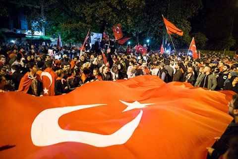 Зюганов: Попытка переворота в Турции вызвана амбициями Эрдогана